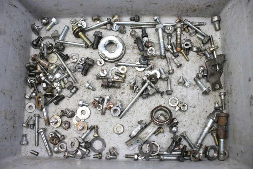 photo de BOLSA DE TORNILLERÍA TORNILLO SYM HUSKY 125 (1999 - 2005)