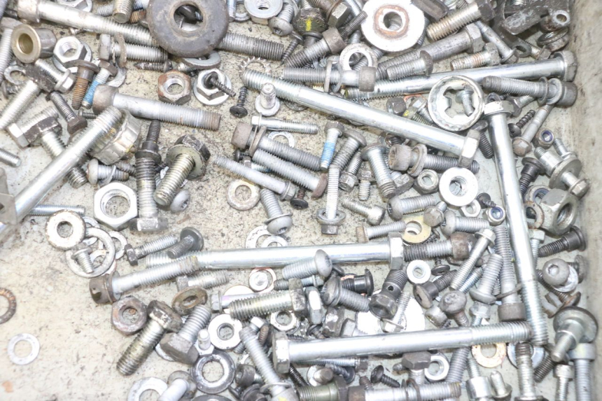 photo de TORNILLOS PIAGGIO IE MP3 YOURBAN 300 (2011 - 2016)