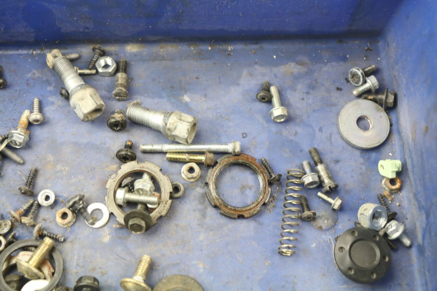 photo de TORNILLOS PEUGEOT JET FORCE CARBU 50 (2003 - 2016)