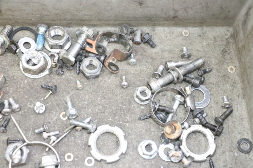 photo de TORNILLOS YAMAHA JOG R 50 (2004 - 2014)