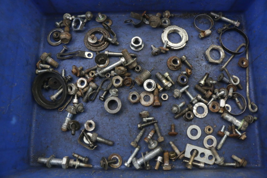 photo de TORNILLOS KAWASAKI KDX 125 (1990 - 1991)