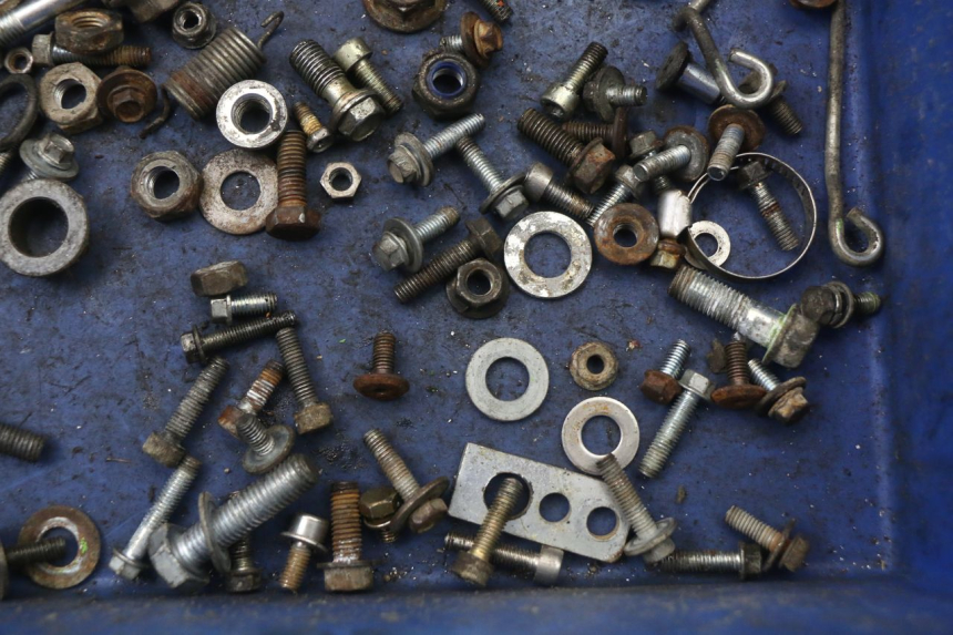 photo de TORNILLOS KAWASAKI KDX 125 (1990 - 1991)