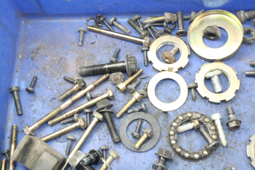 photo de BOLSA DE TORNILLERÍA TORNILLO PEUGEOT KISBEE 2T 50 (2018 - 2022)