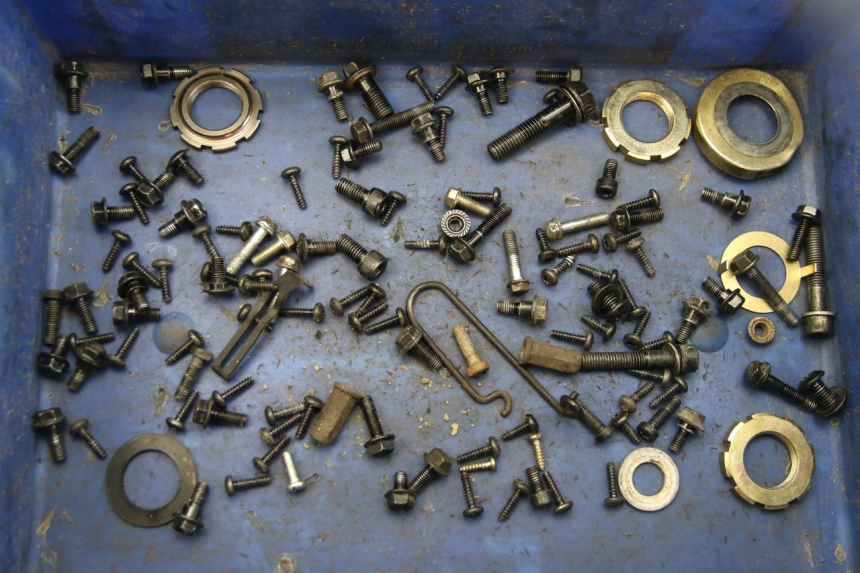 photo de BOLSA DE TORNILLERÍA TORNILLO PEUGEOT KISBEE 2T 50 (2018 - 2022)