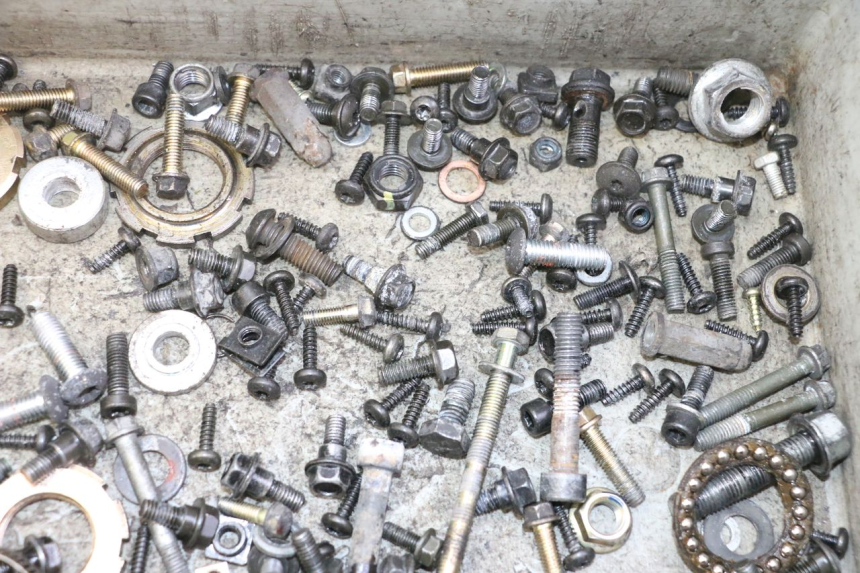 photo de BOLSA DE TORNILLERÍA TORNILLO PEUGEOT KISBEE 2T 50 (2010 - 2017)