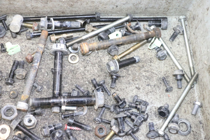 photo de BOLSA DE TORNILLERÍA TORNILLO PEUGEOT KISBEE 4T 50 (2018 - 2022)