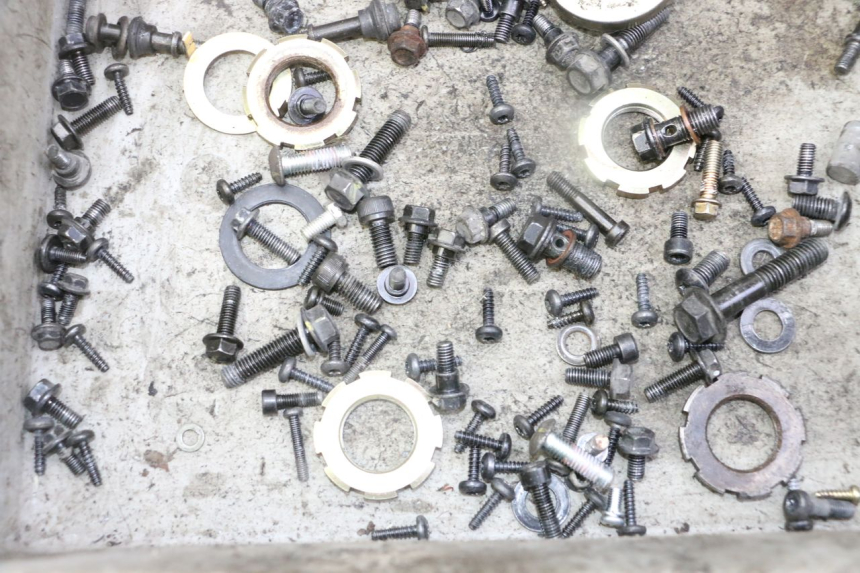 photo de BOLSA DE TORNILLERÍA TORNILLO PEUGEOT KISBEE 4T 50 (2018 - 2022)