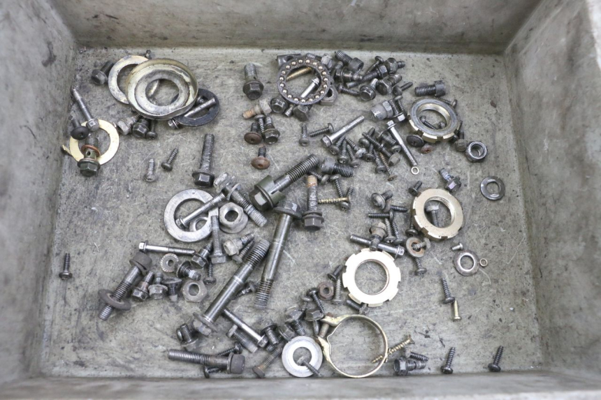 photo de BOLSA DE TORNILLERÍA TORNILLO PEUGEOT KISBEE 4T 50 (2010 - 2017) - Vista principal