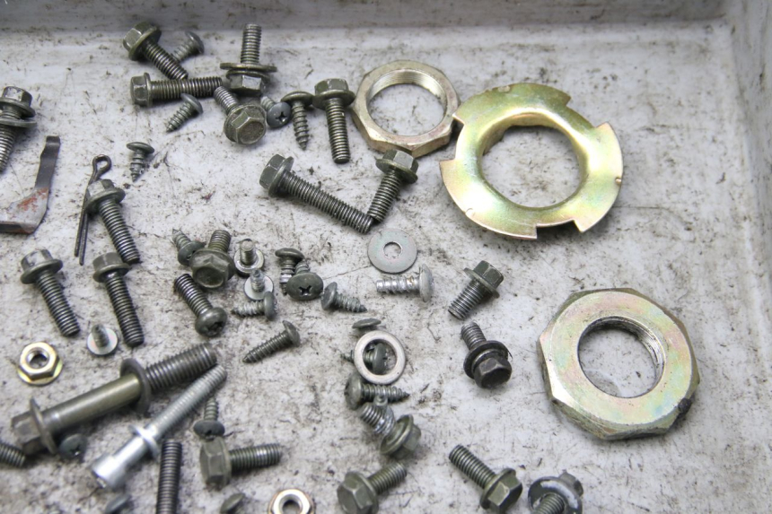 photo de BOLSA DE TORNILLERÍA TORNILLO ORCAL KITE 4T 50 (2019 - 2023) - Otra perspectiva