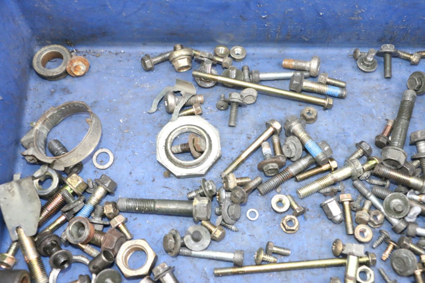 photo de BOLSA DE TORNILLERÍA TORNILLO KYMCO LIKE 125 (2009 - 2016) - Zoom estado de uso