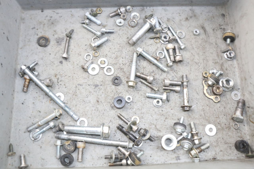 photo de TORNILLOS YCF LITE F 125
