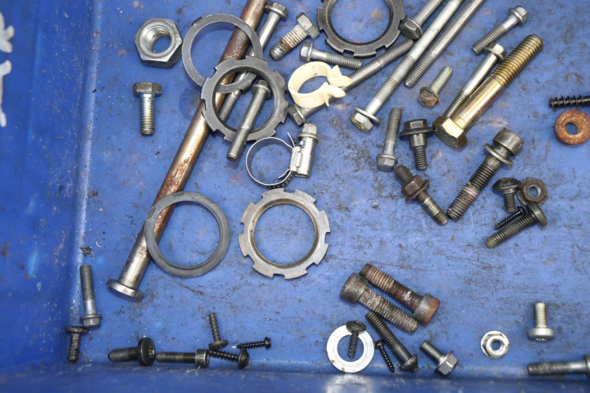 photo de BOLSA DE TORNILLERÍA TORNILLO PEUGEOT LUDIX 50 (2005 - 2007)