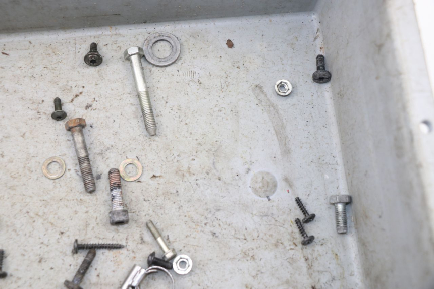 photo de TORNILLOS PEUGEOT LUDIX ONE 50 (2004 - 2006)
