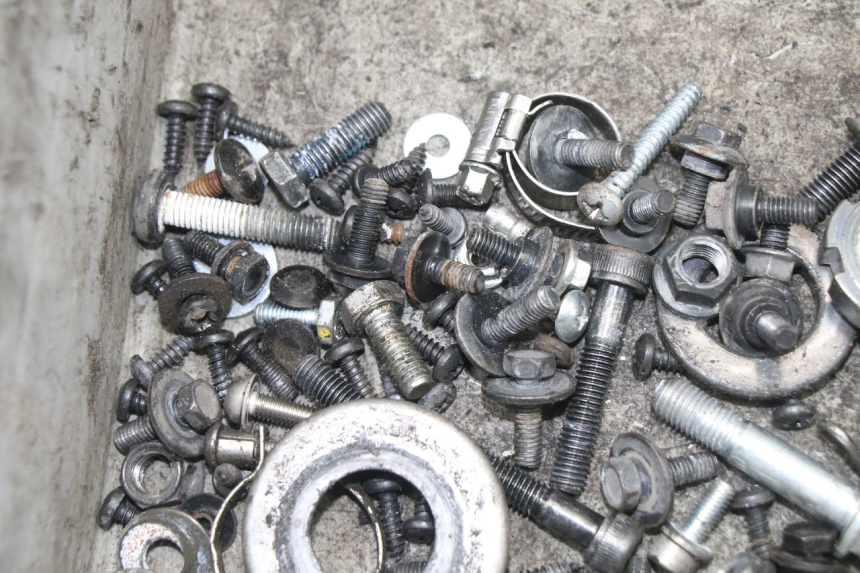 photo de TORNILLOS MBK OVETTO ONE 2T 50 (2013 - 2017)