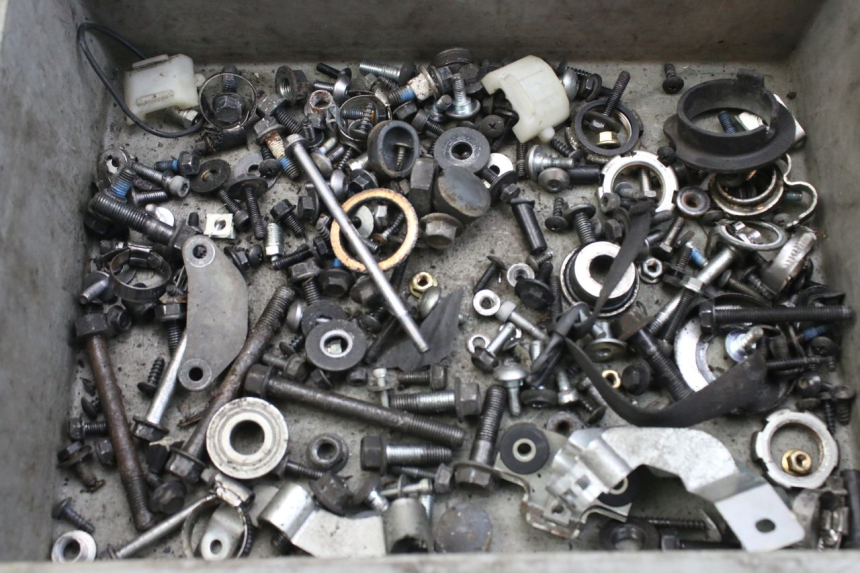 photo de BOLSA DE TORNILLERÍA TORNILLO MBK SKYCRUISER 125 (2010 - 2013)