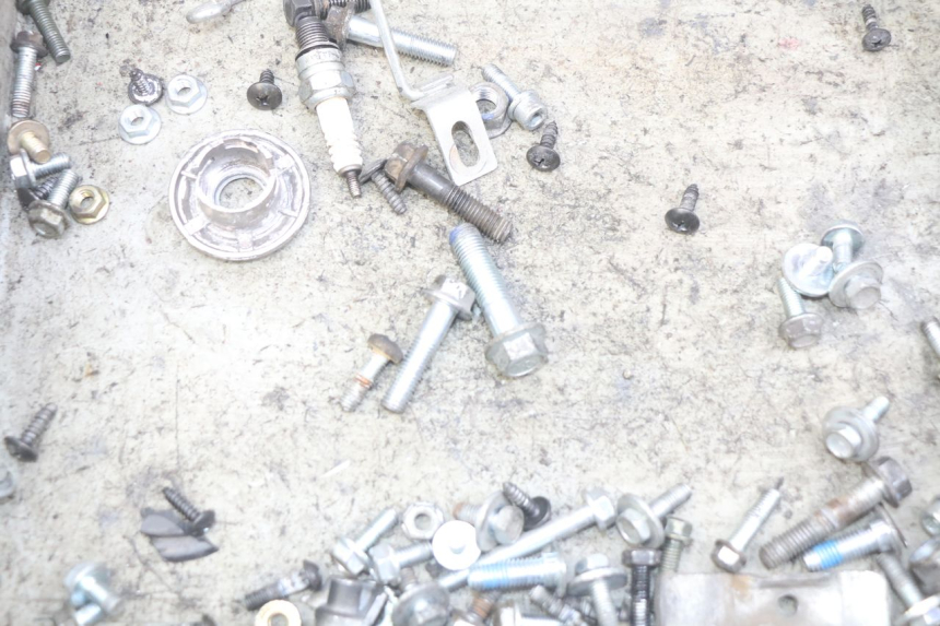 photo de BOLSA DE TORNILLERÍA TORNILLO JM MOTORS MIA 50 (2017 - 2020)