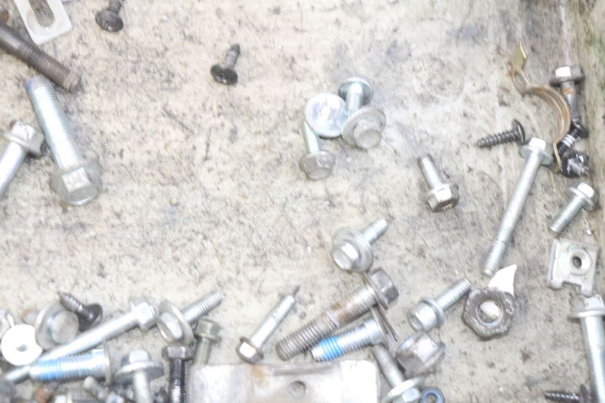 photo de BOLSA DE TORNILLERÍA TORNILLO JM MOTORS MIA 50 (2017 - 2020)