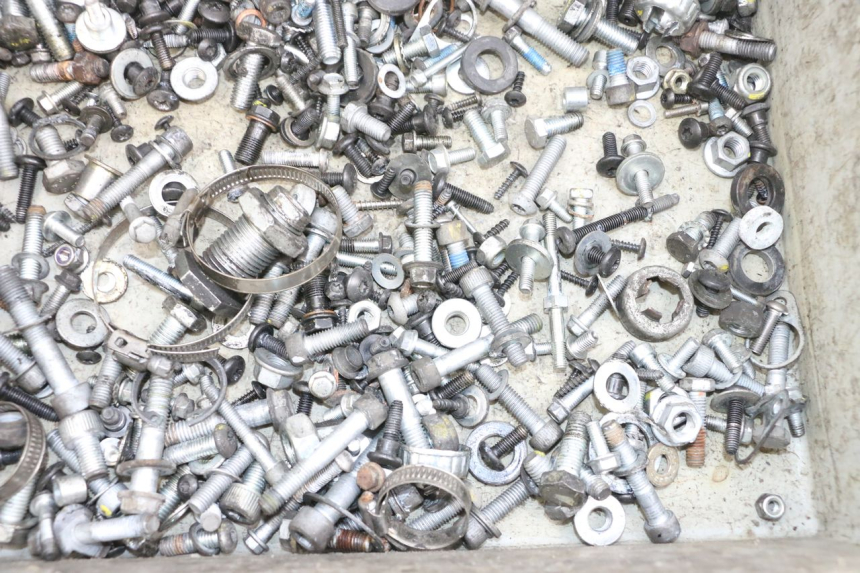 photo de TORNILLOS PIAGGIO MP3 500 (2016 - 2018) - Detalle de la pieza