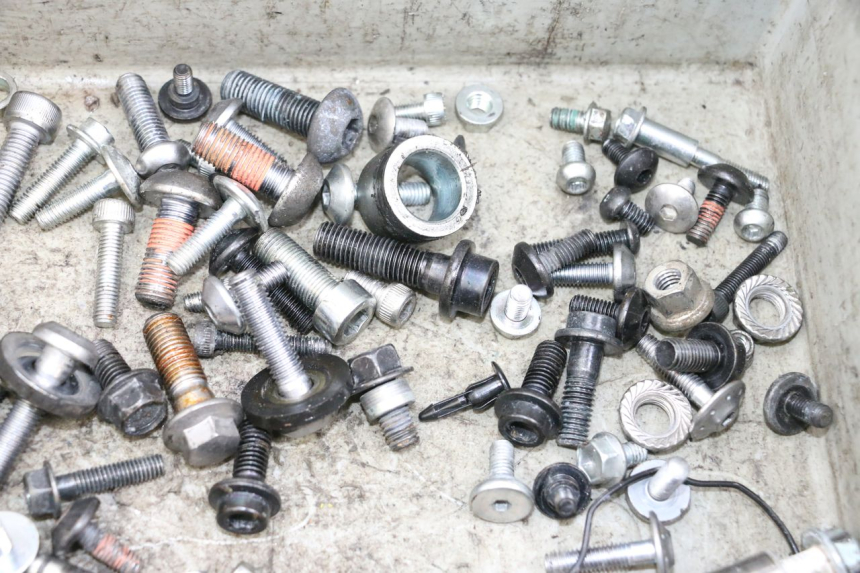 photo de TORNILLOS YAMAHA MT-07 MT07 ABS 700 (2018 - 2020) - Vista general del producto