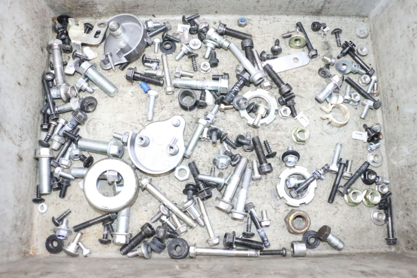 photo de TORNILLOS YAMAHA NEO'S CORE 1 (2022 - 2026) - Vista principal