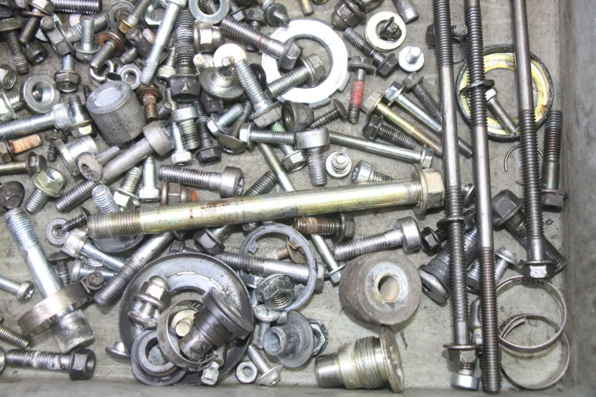 photo de TORNILLOS HONDA NTV DEAUVILLE 650 (2001 - 2006)