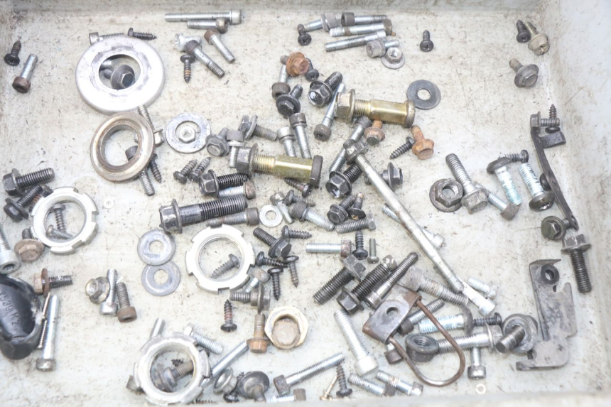 photo de BOLSA DE TORNILLERÍA TORNILLO MBK OVETTO 2T 50 (2007 - 2017)