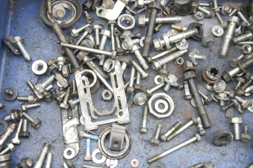 photo de BOLSA DE TORNILLERÍA TORNILLO HONDA PCX (JF28) 125 (2009 - 2011)
