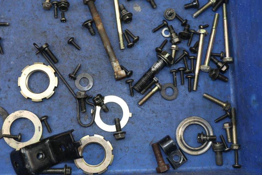 photo de BOLSA DE TORNILLERÍA TORNILLO PEUGEOT KISBEE 2T 50 (2010 - 2017)