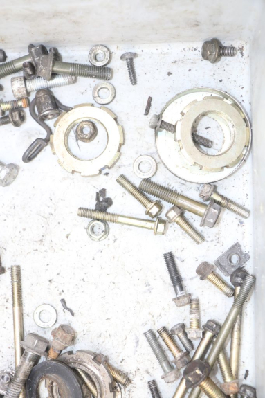 photo de BOLSA DE TORNILLERÍA TORNILLO PEUGEOT KISBEE 4T 50 (2010 - 2017)