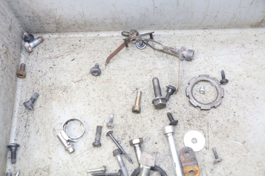 photo de BOLSA DE TORNILLERÍA TORNILLO PEUGEOT LUDIX 50 (2008 - 2017)