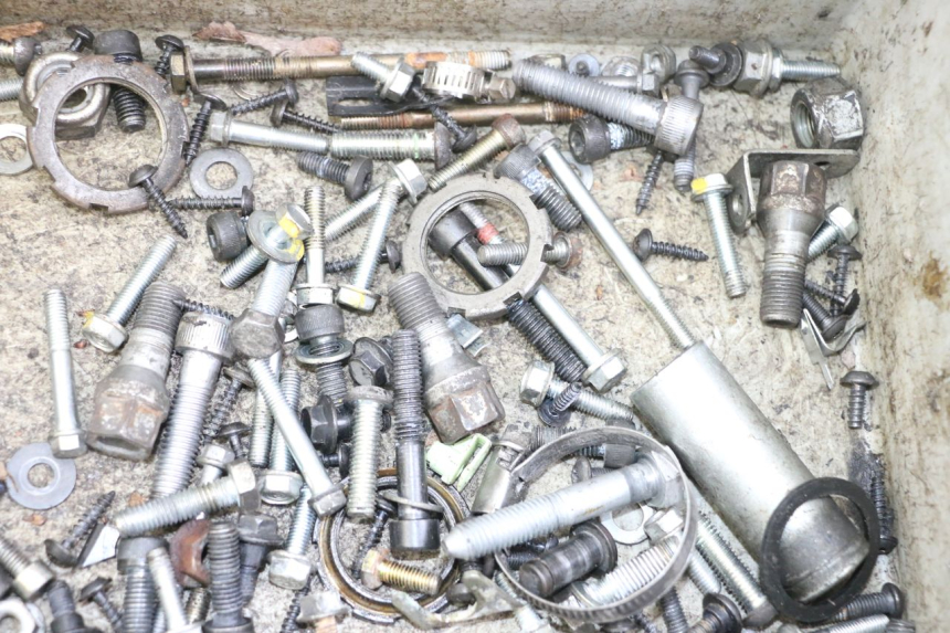photo de TORNILLOS PEUGEOT SATELIS 125 (2013 - 2018)