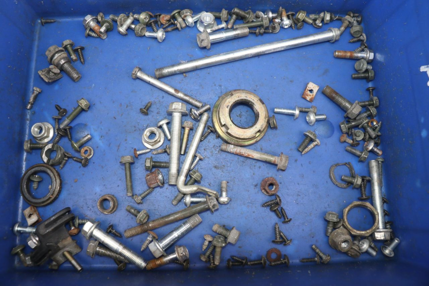 photo de TORNILLOS PEUGEOT SUM UP 125 (2008 - 2013)