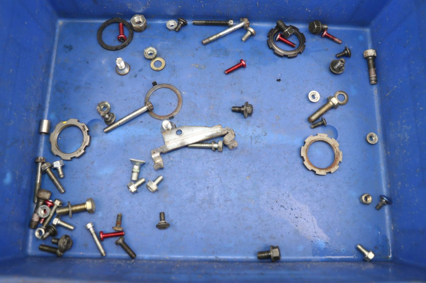 photo de BOLSA DE TORNILLERÍA TORNILLO PEUGEOT TREKKER 50 (1998 - 2004)