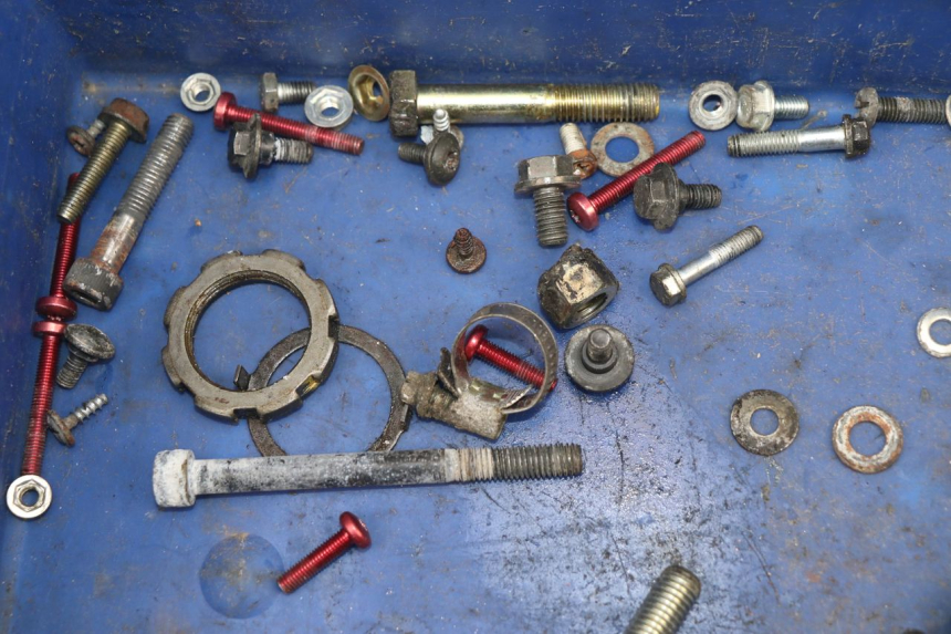 photo de BOLSA DE TORNILLERÍA TORNILLO PEUGEOT TREKKER 50 (1998 - 2004)