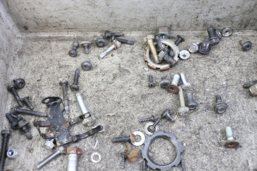 photo de TORNILLOS PEUGEOT TREKKER TKR 50 (2005 - 2014)
