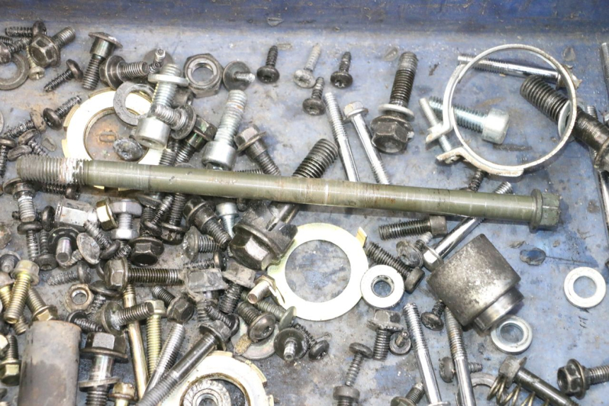 photo de TORNILLOS PEUGEOT VIVACITY 125 (2010 - 2017)