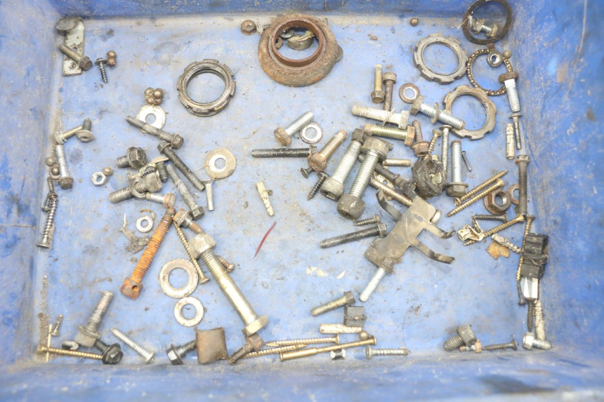 photo de BOLSA DE TORNILLERÍA TORNILLO PEUGEOT VIVACITY 50 (1998 - 2003)