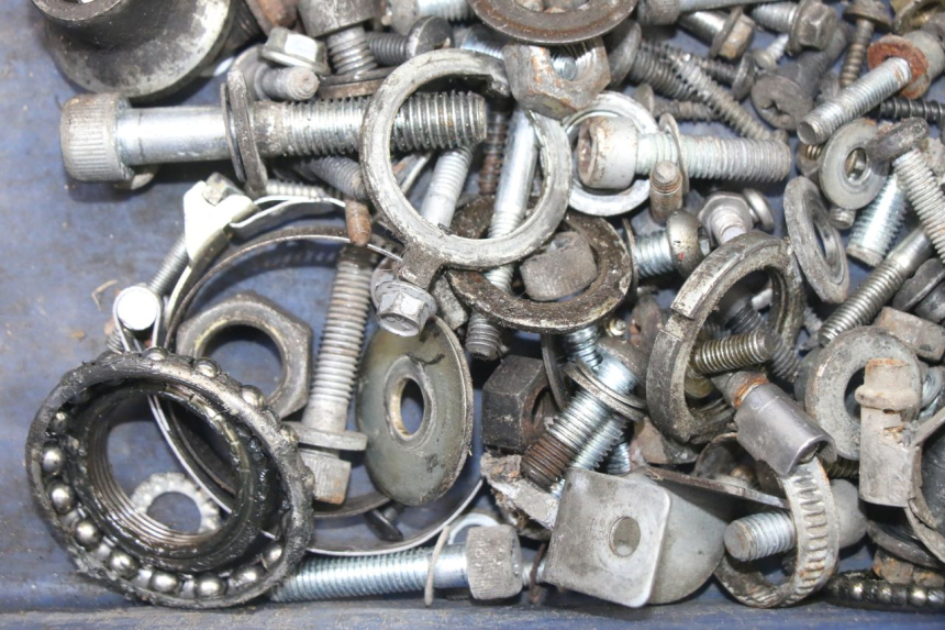 photo de TORNILLOS PIAGGIO VESPA GRANTURISMO 125 (2003 - 2007)