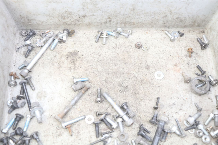 photo de BOLSA DE TORNILLERÍA TORNILLO PIAGGIO VESPA PRIMAVERA 2T 50 (2013 - 2018)