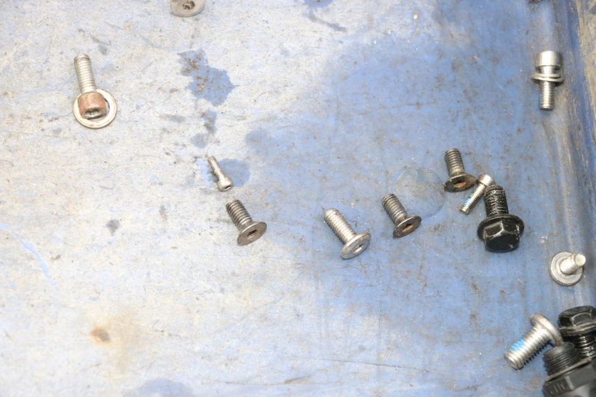 photo de TORNILLOS HERO S10 1
