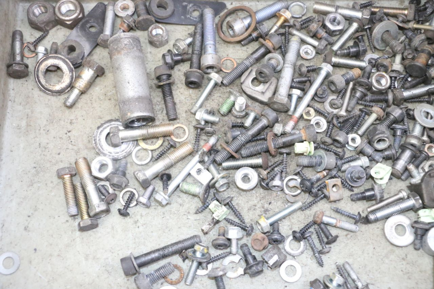 photo de TORNILLOS PEUGEOT SATELIS 125 (2013 - 2018)