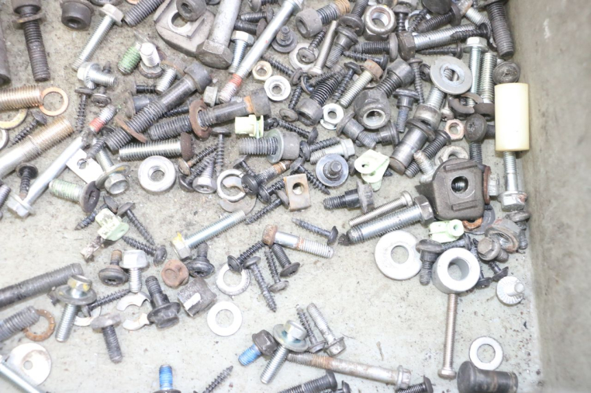 photo de TORNILLOS PEUGEOT SATELIS 125 (2013 - 2018)