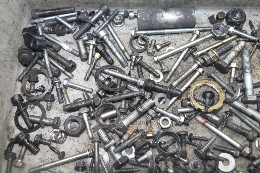 photo de TORNILLOS PEUGEOT SATELIS 125 (2013 - 2018)