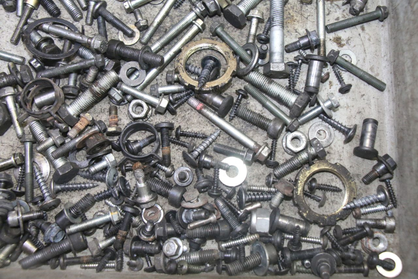 photo de TORNILLOS PEUGEOT SATELIS 125 (2013 - 2018)