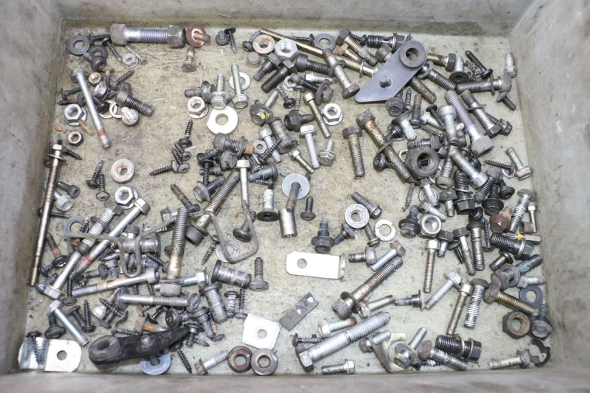 photo de BOLSA DE TORNILLERÍA TORNILLO PEUGEOT SATELIS 125 (2010 - 2012)