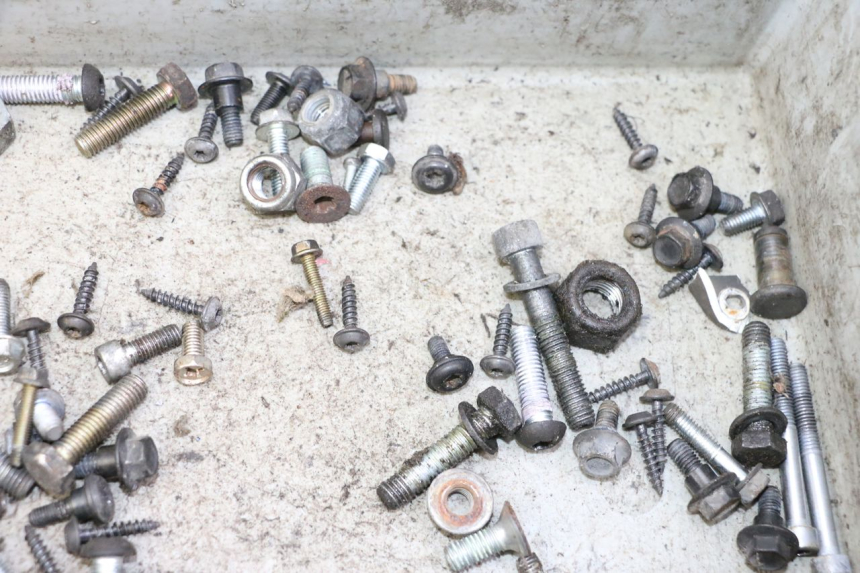 photo de BOLSA DE TORNILLERÍA TORNILLO PEUGEOT SATELIS 125 (2006 - 2009)