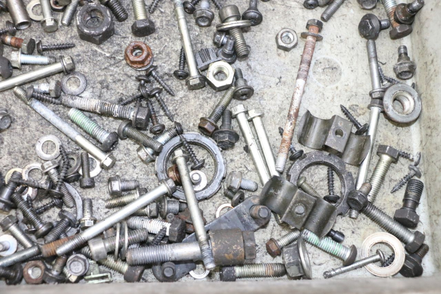 photo de BOLSA DE TORNILLERÍA TORNILLO PEUGEOT SATELIS 125 (2006 - 2009)