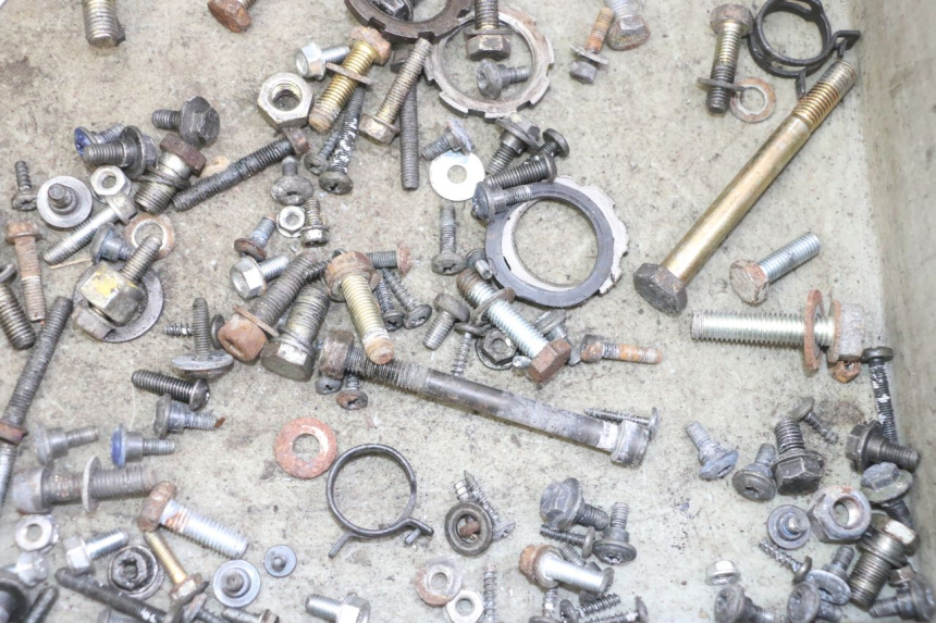 photo de TORNILLOS PEUGEOT SPEEDFIGHT 2 LC 50 (2000 - 2009)