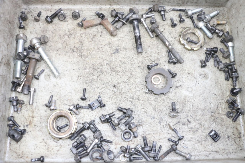 photo de TORNILLOS PEUGEOT SPEEDFIGHT 4 4T EFI 50 (2021 - 2025) - Detalle de la pieza