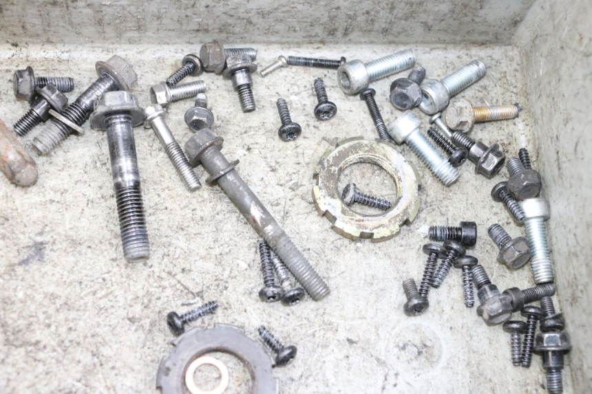 photo de TORNILLOS PEUGEOT SPEEDFIGHT 4 4T EFI 50 (2021 - 2025) - Vista general del producto